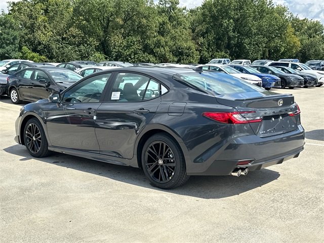 New 2026 Toyota Camry SE image 3