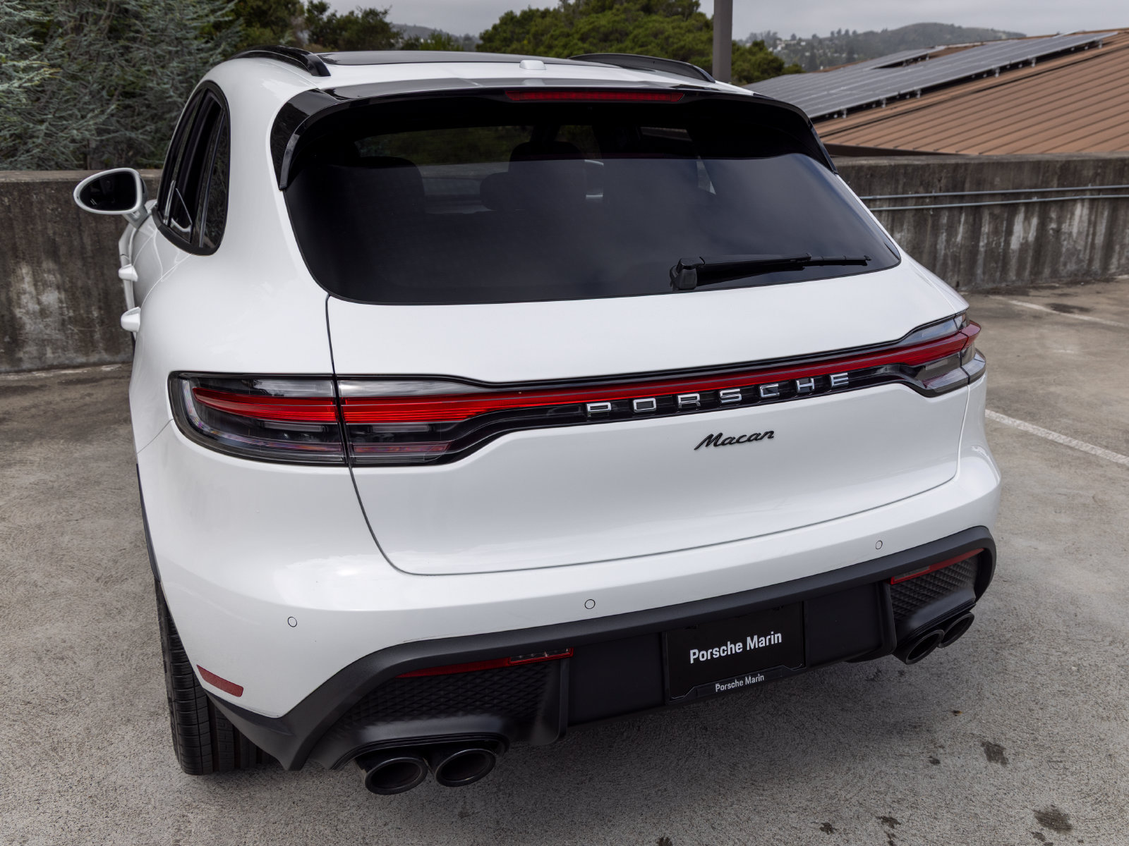 Used 2026 Porsche Macan AWD/4WD image 22
