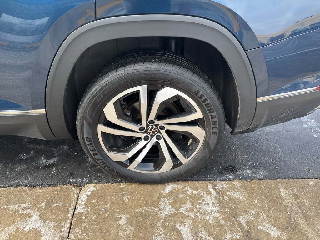 Used 2022 Volkswagen Atlas SEL image 11