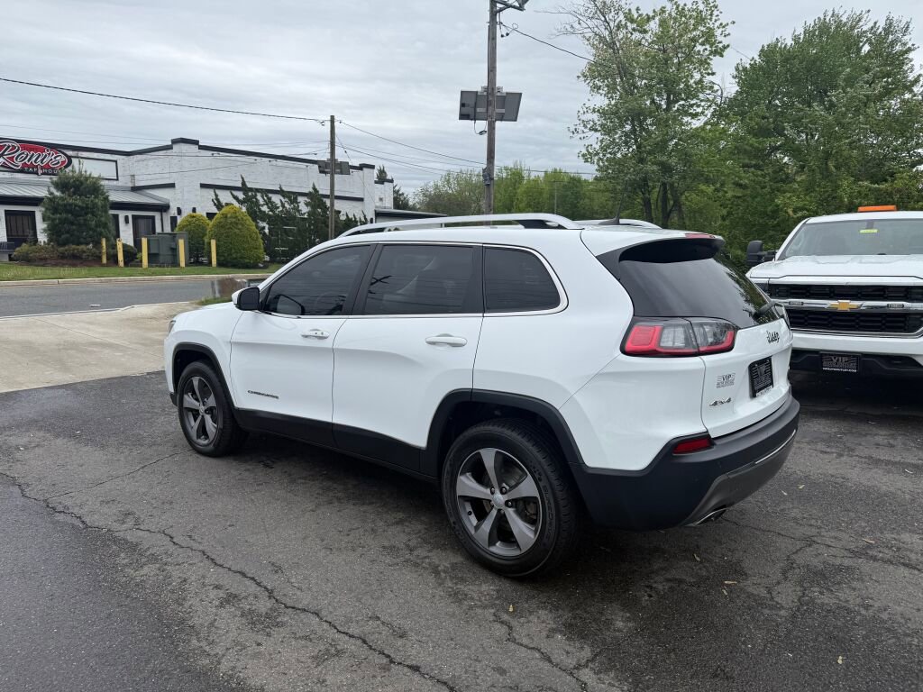 Used 2019 Jeep Cherokee Limited AWD/4WD image 5