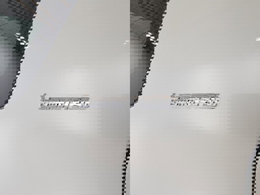 Used 2014 Toyota 4Runner Limited image 9