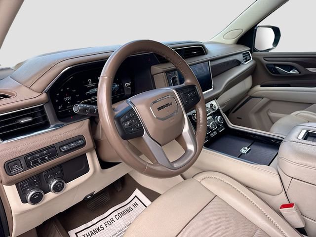 Used 2023 GMC Yukon XL Denali image 10