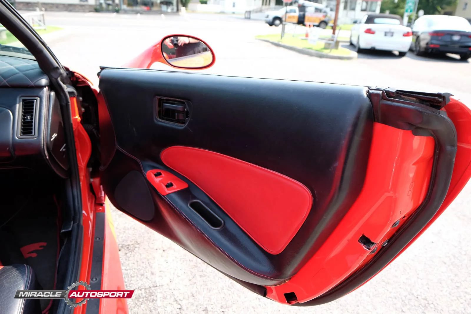 Used 1999 Plymouth Prowler RWD image 22