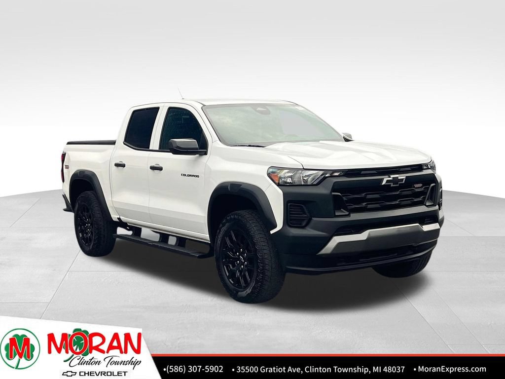 Certified 2025 Chevrolet Colorado Trail Boss AWD/4WD image 9