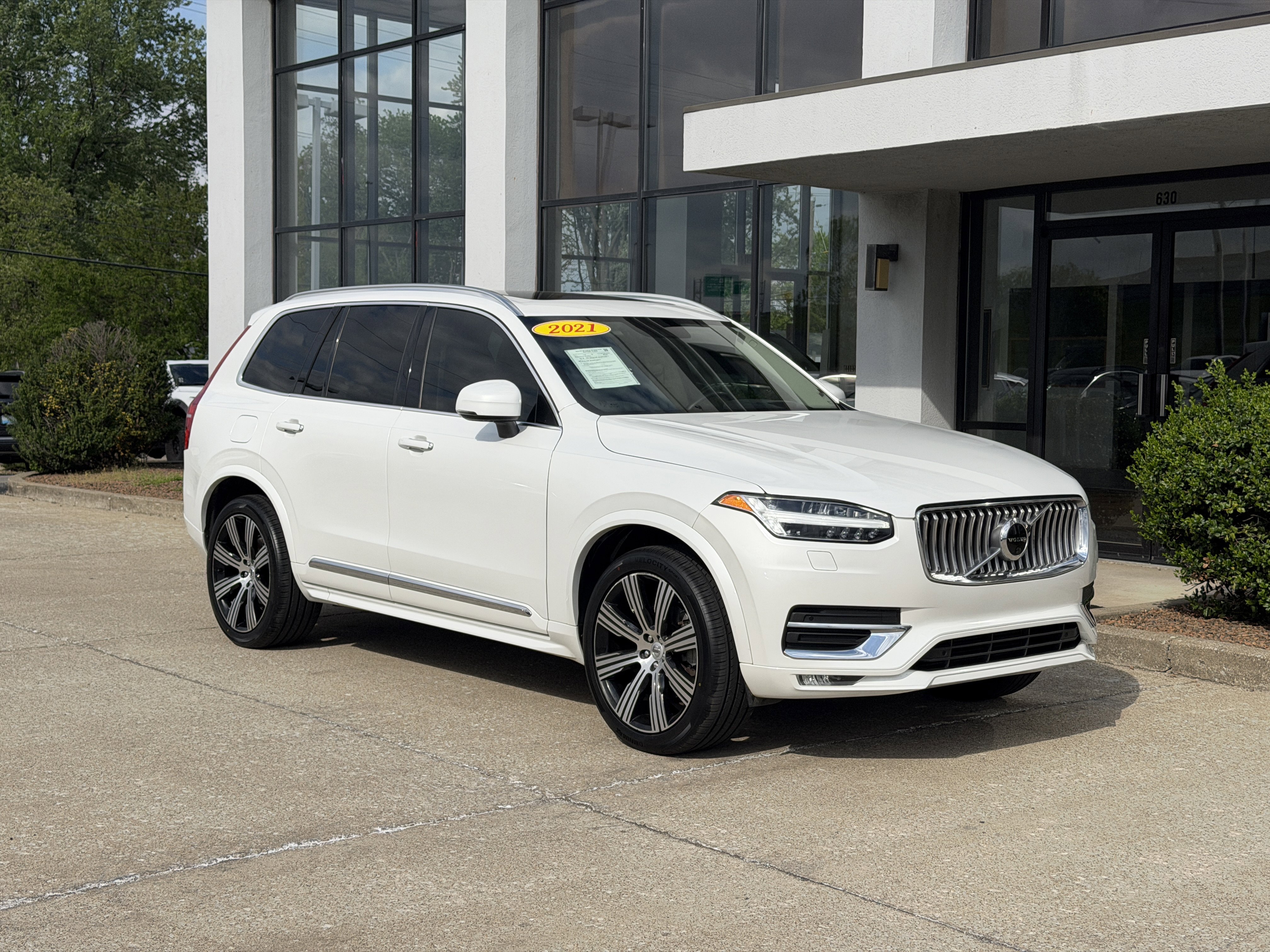 Used 2021 Volvo XC90 T6 Inscription w/ Advanced Package AWD/4WD image 2