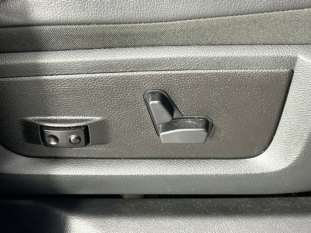 Used 2019 RAM 2500 Laramie AWD/4WD image 23