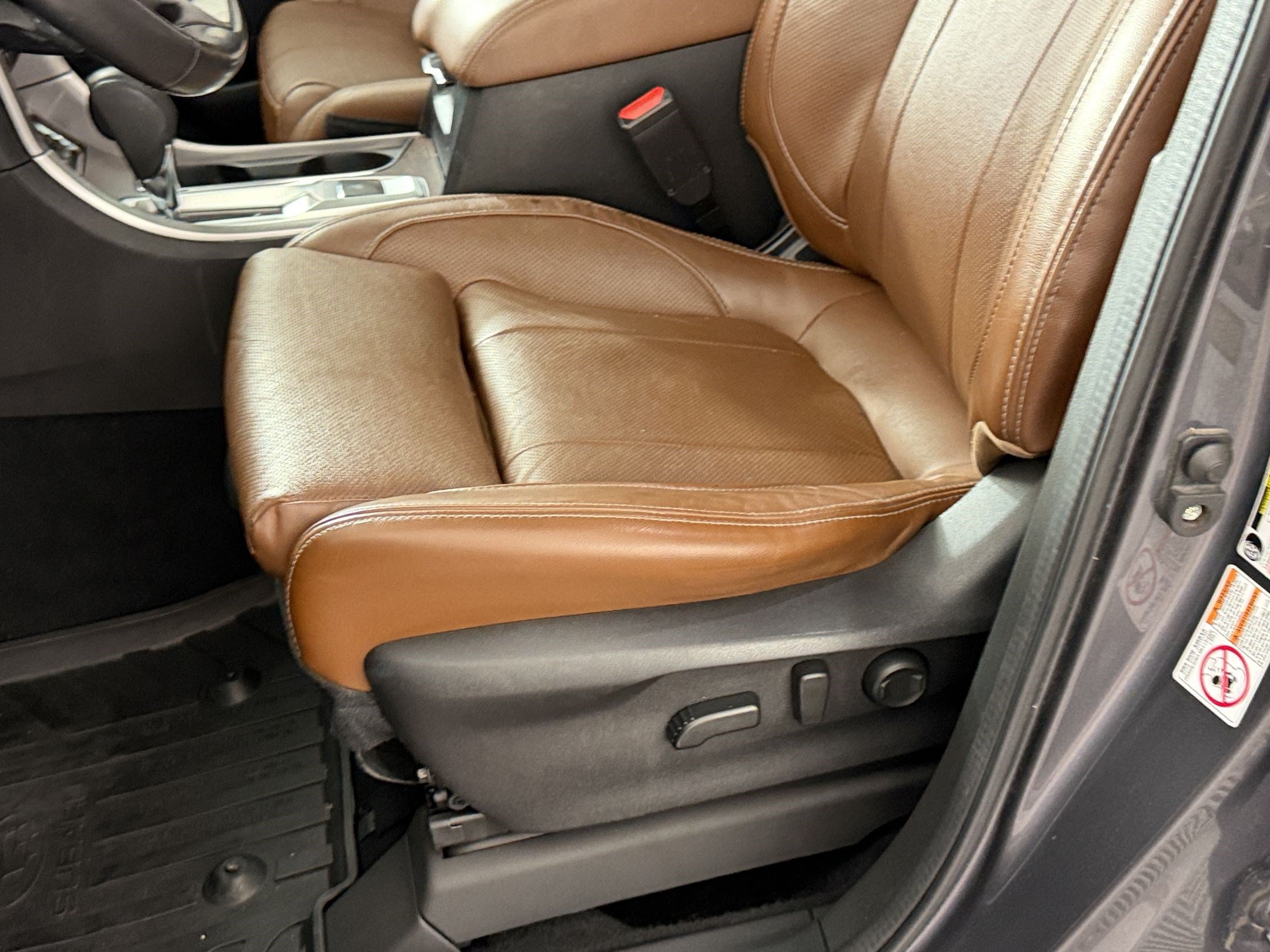 Used 2019 Subaru Ascent Touring AWD/4WD image 15