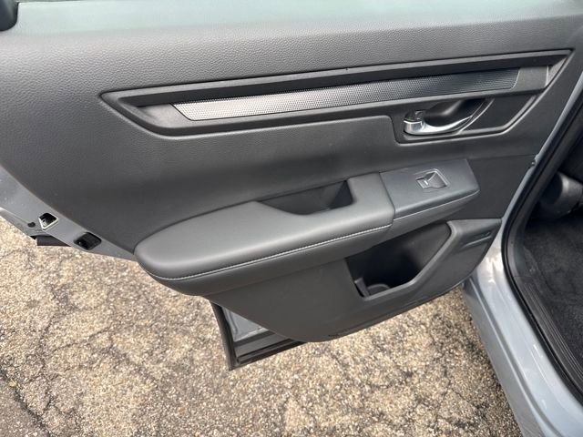 Used 2023 Honda CR-V LX image 14