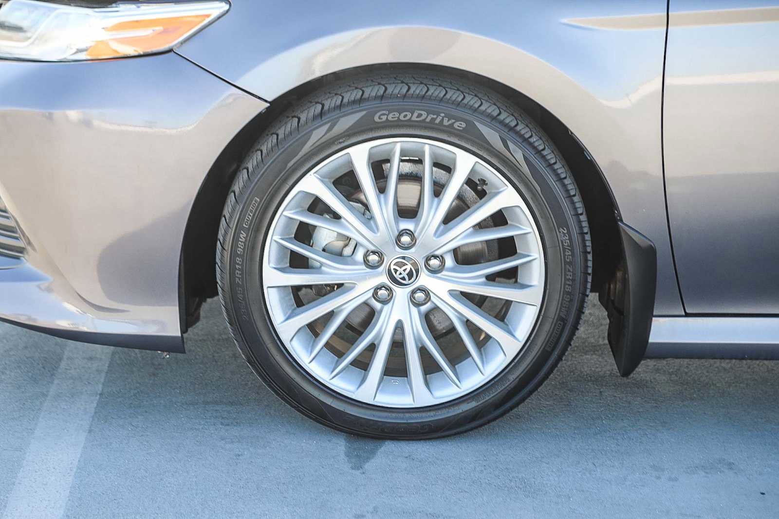 Certified 2020 Toyota Camry XLE image 10