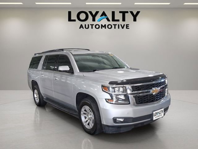 Used 2017 Chevrolet Suburban LT AWD/4WD image 7