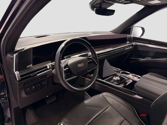 Certified 2025 Cadillac Escalade ESV Premium Luxury image 9
