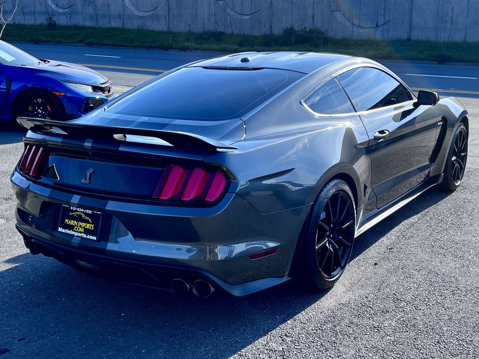 Used 2016 Ford Mustang Shelby GT350 w/ Technology Package image 5