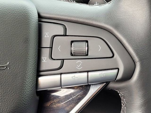 Used 2024 Cadillac XT6 Premium Luxury image 25