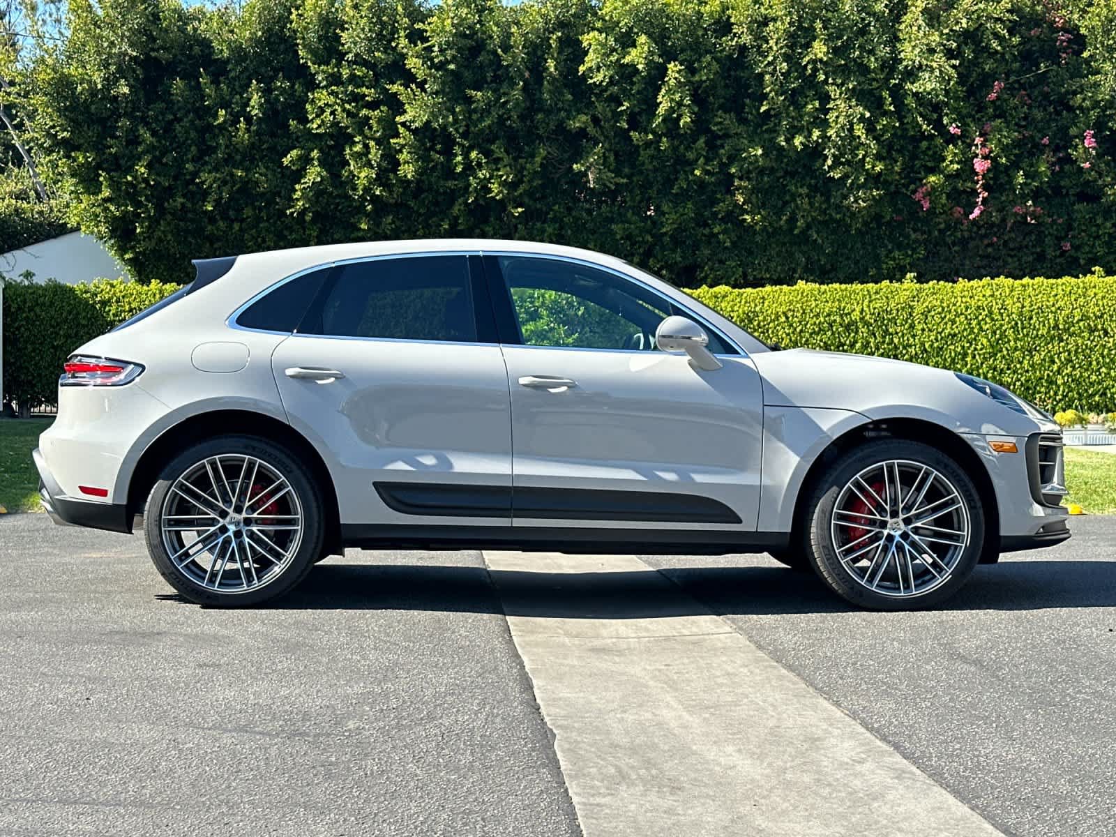 New 2026 Porsche Macan S AWD/4WD image 9