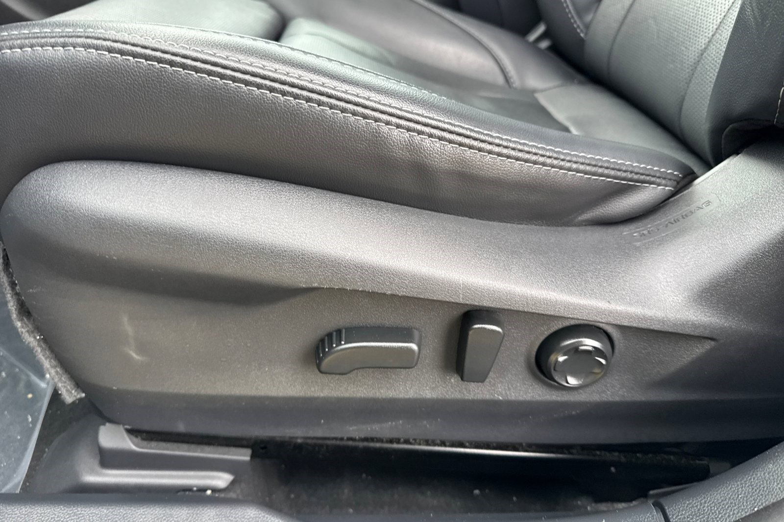 Used 2023 Subaru Outback Limited image 15