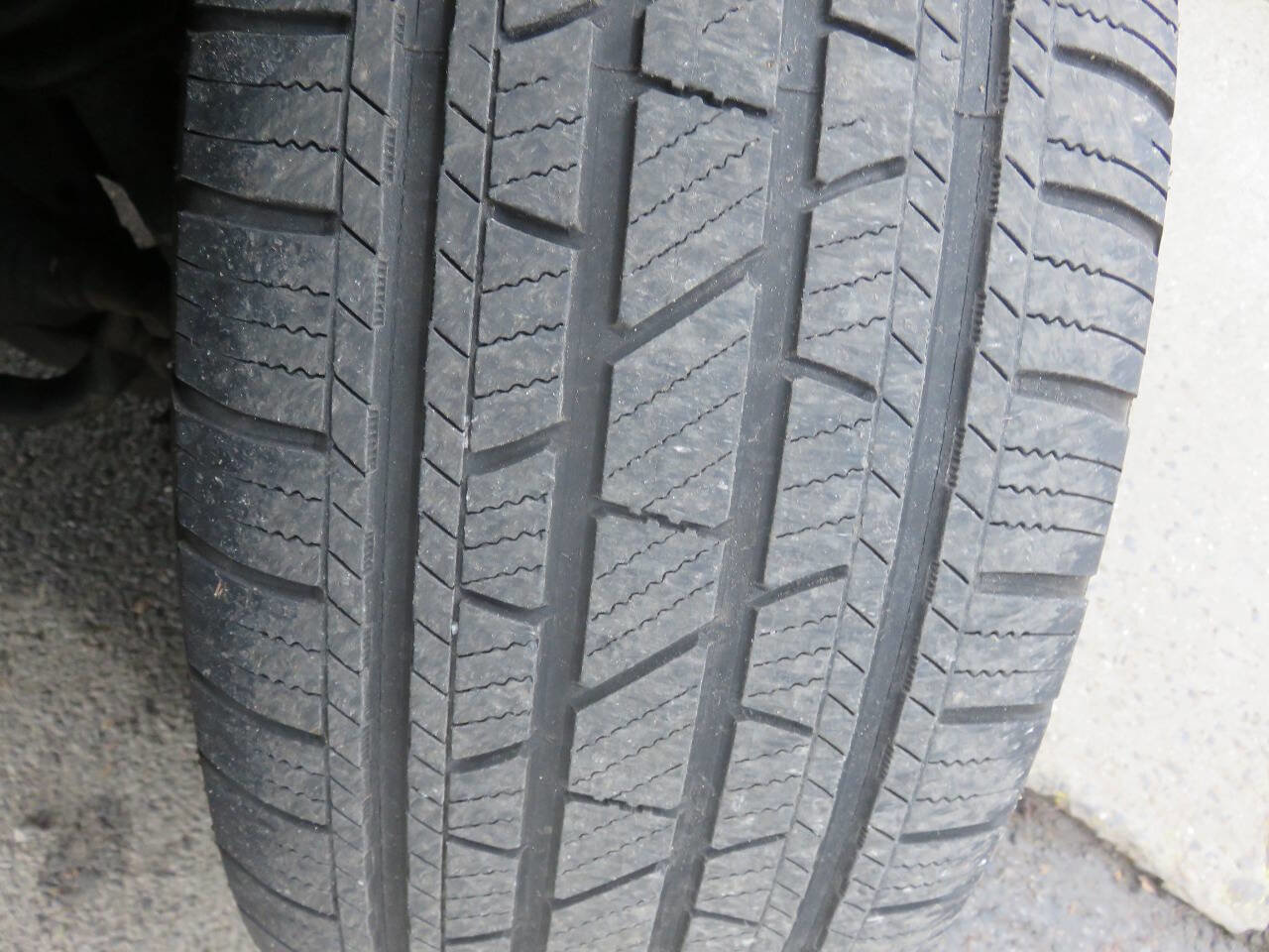 Used 2012 Toyota Sequoia Limited image 34