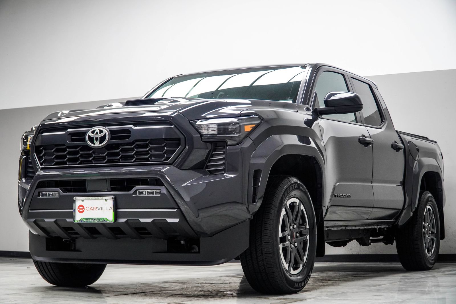 Used 2025 Toyota Tacoma TRD Sport AWD/4WD image 8