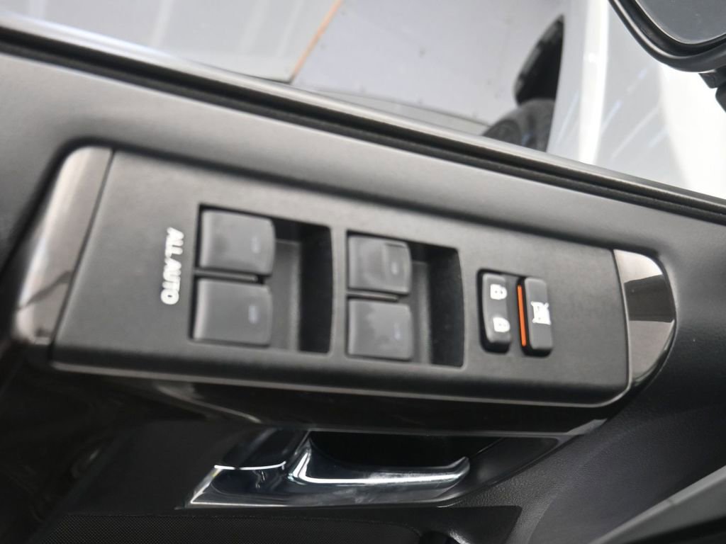Used 2024 Toyota 4Runner TRD Off-Road Premium image 11
