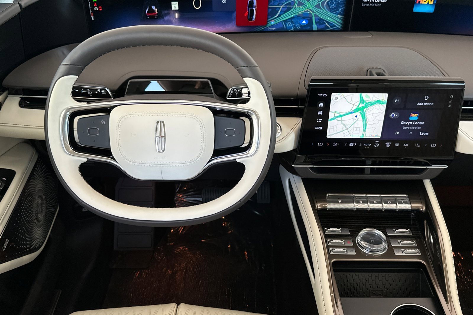 New 2025 Lincoln Nautilus Black Label w/ Jet Appearance Package image 13