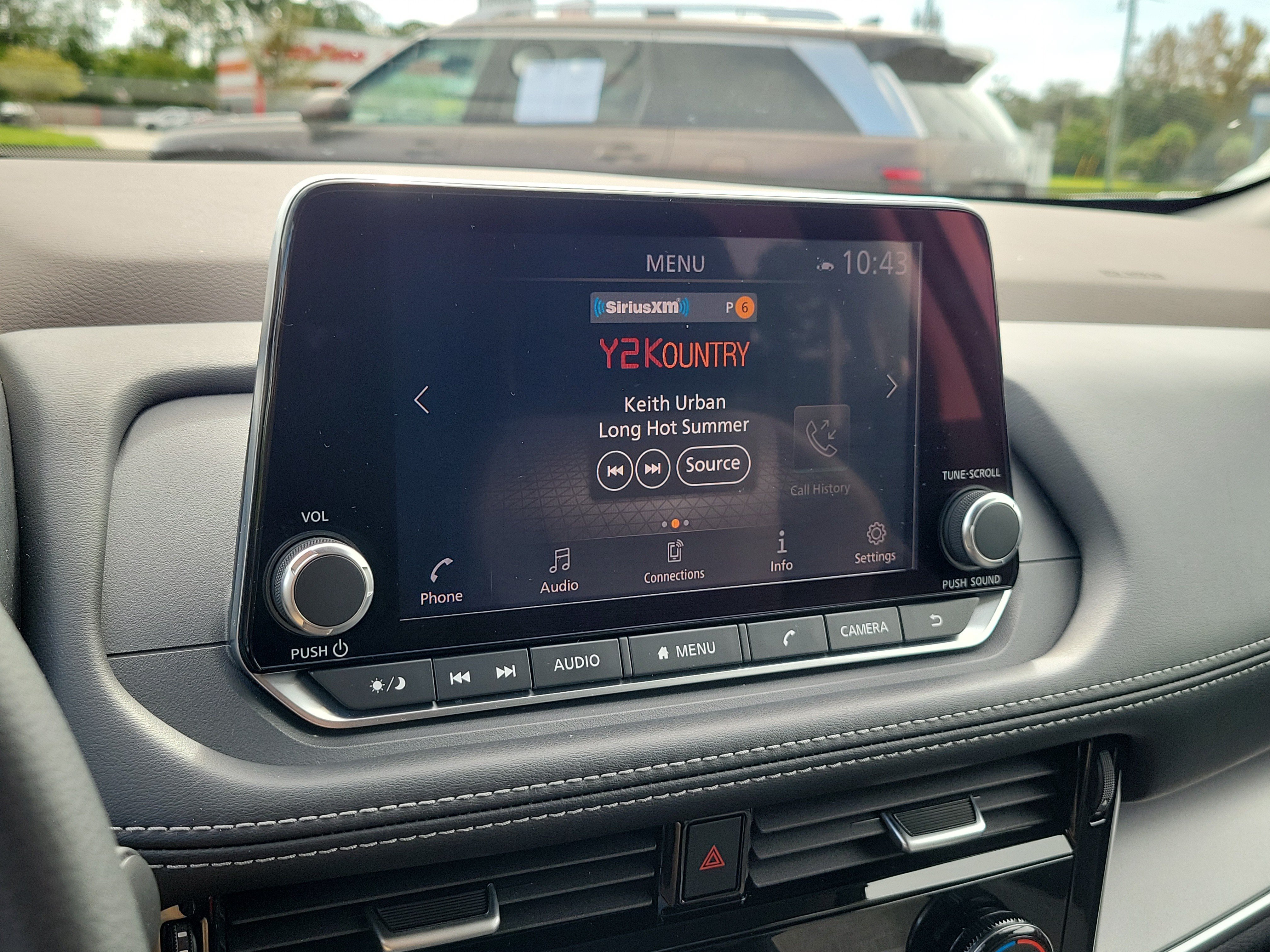 Used 2022 Nissan Rogue SV FWD image 29