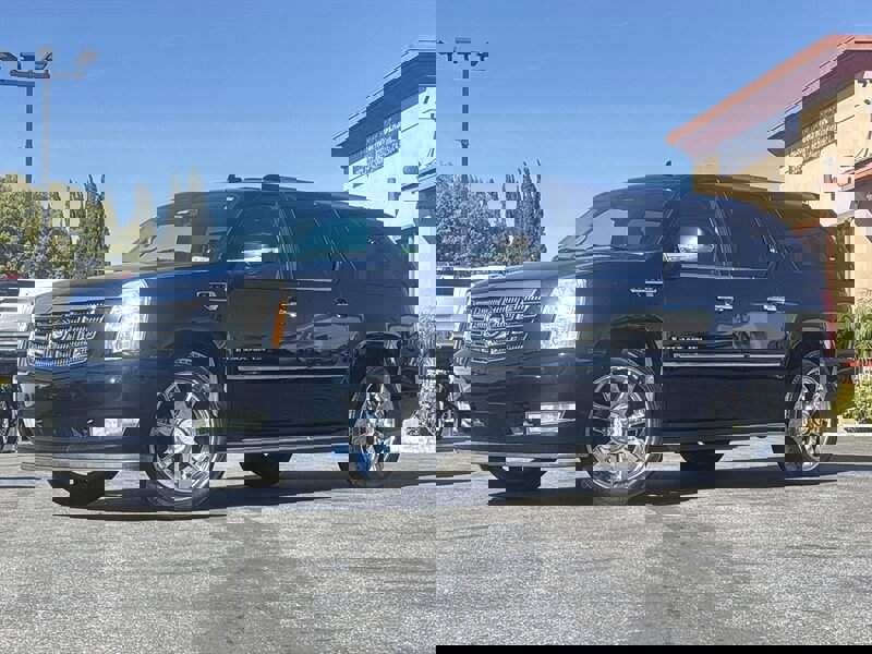 Used 2009 Cadillac Escalade ESV AWD