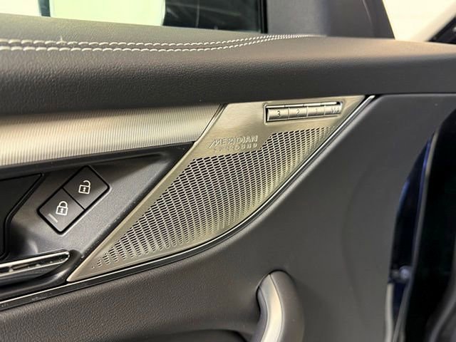 Certified 2026 Jaguar F-PACE R-Dynamic S image 22