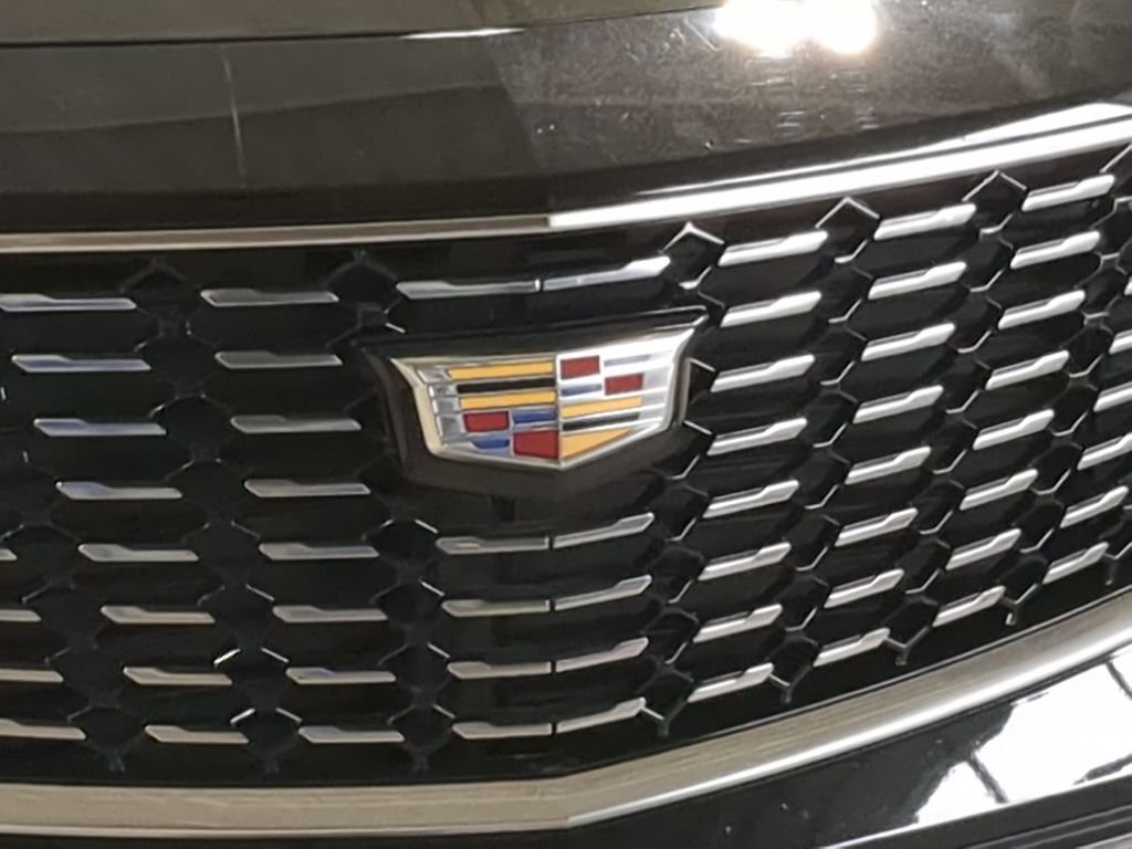Used 2023 Cadillac XT4 Premium Luxury w/ Cold Weather Package image 23