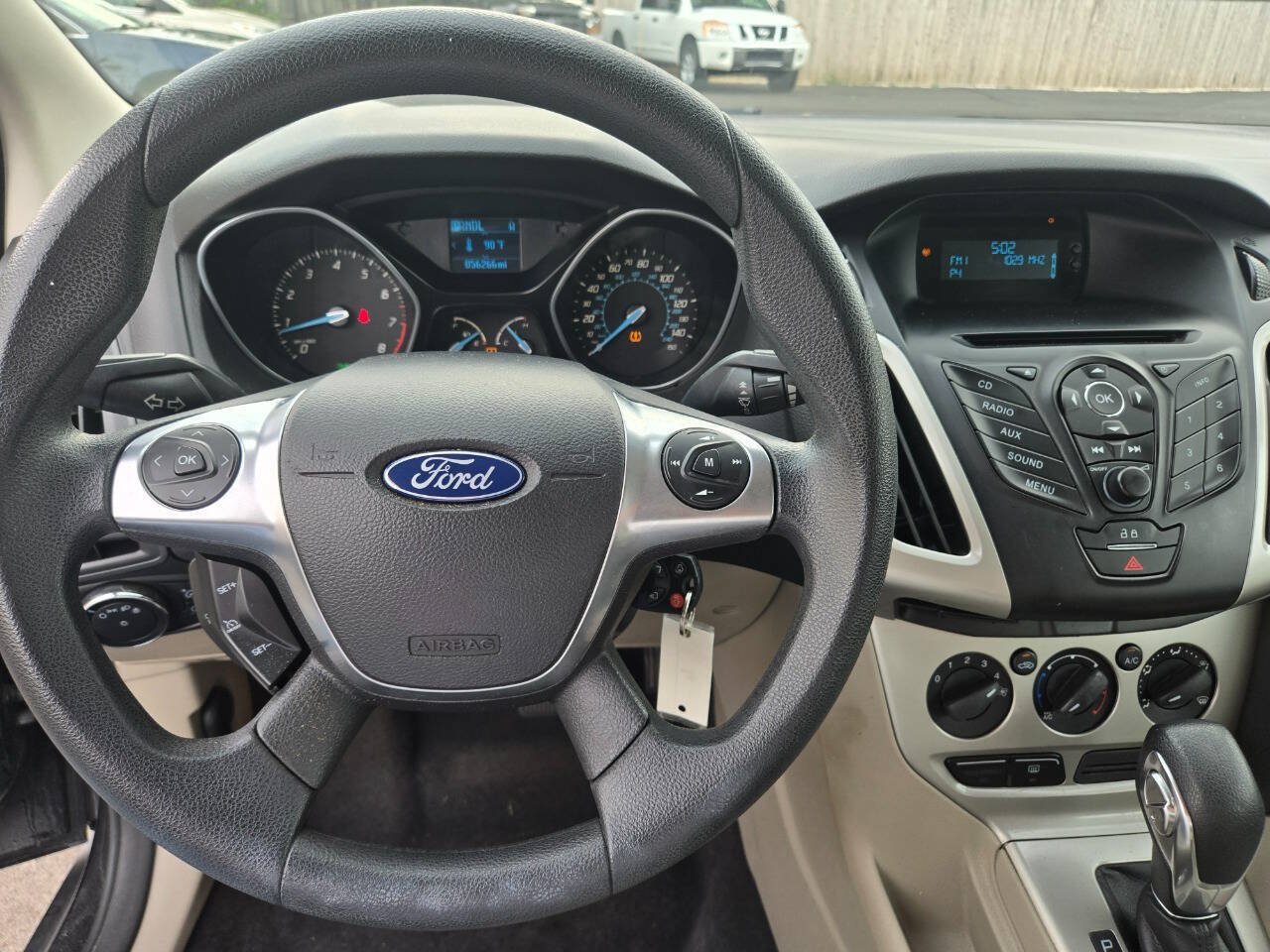 Used 2012 Ford Focus SE FWD image 15