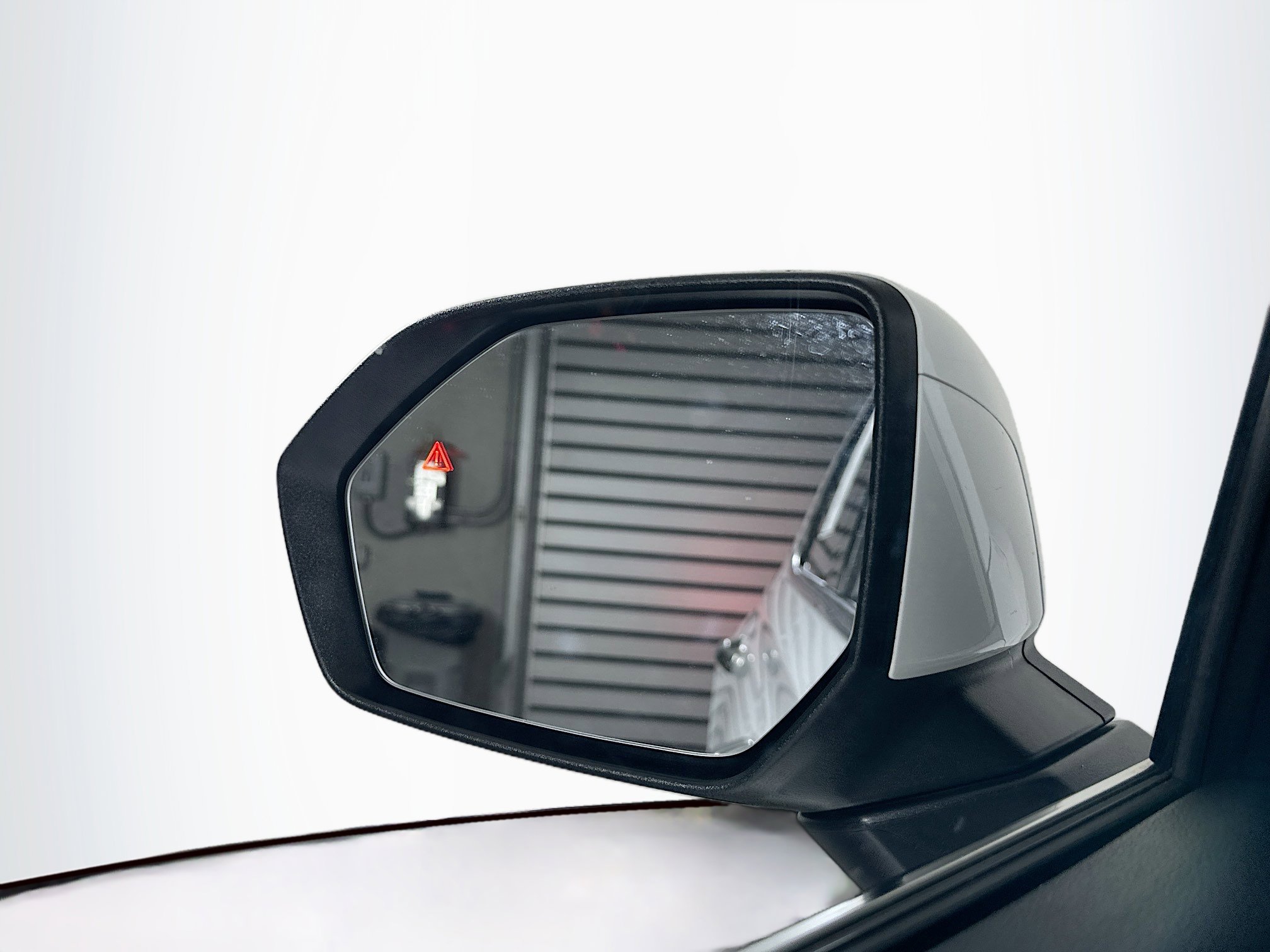 Used 2025 Hyundai Palisade SEL FWD image 16
