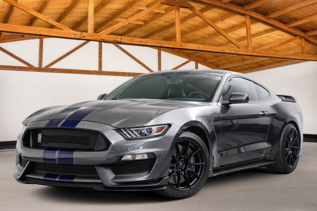 Used 2019 Ford Mustang Shelby GT350 w/ Technology Package image 1