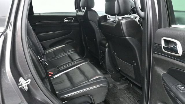 Used 2017 Toyota Tundra SR5 w/ SR5 Upgrade Package AWD/4WD image 9