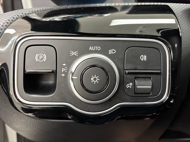 Used 2025 Mercedes-Benz CLA 250 4MATIC image 20