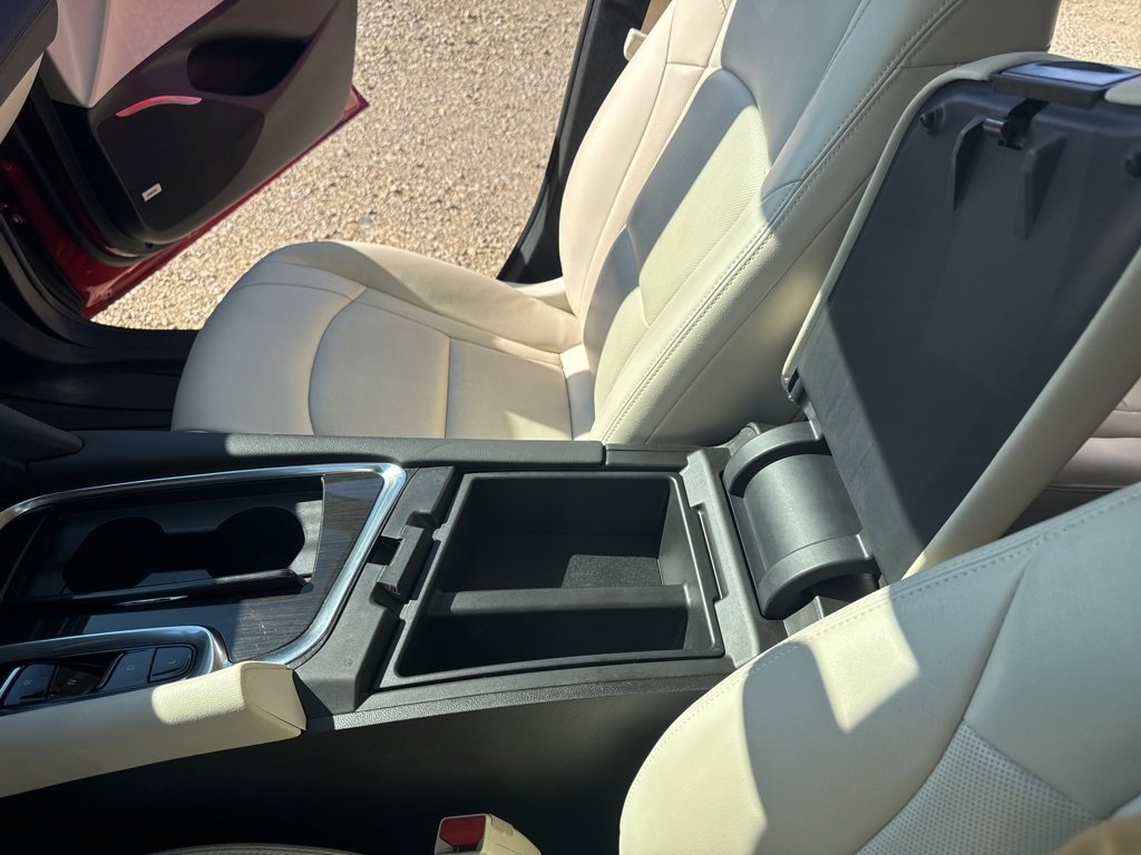 Used 2023 Buick Enclave Essence w/ Experience Buick Package image 20