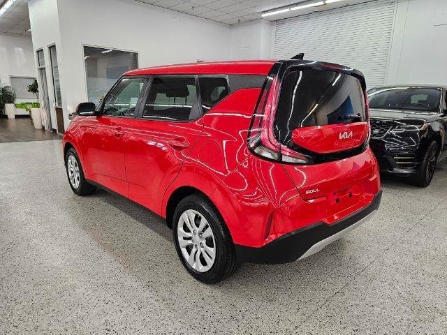 Used 2023 Kia Soul LX FWD image 6