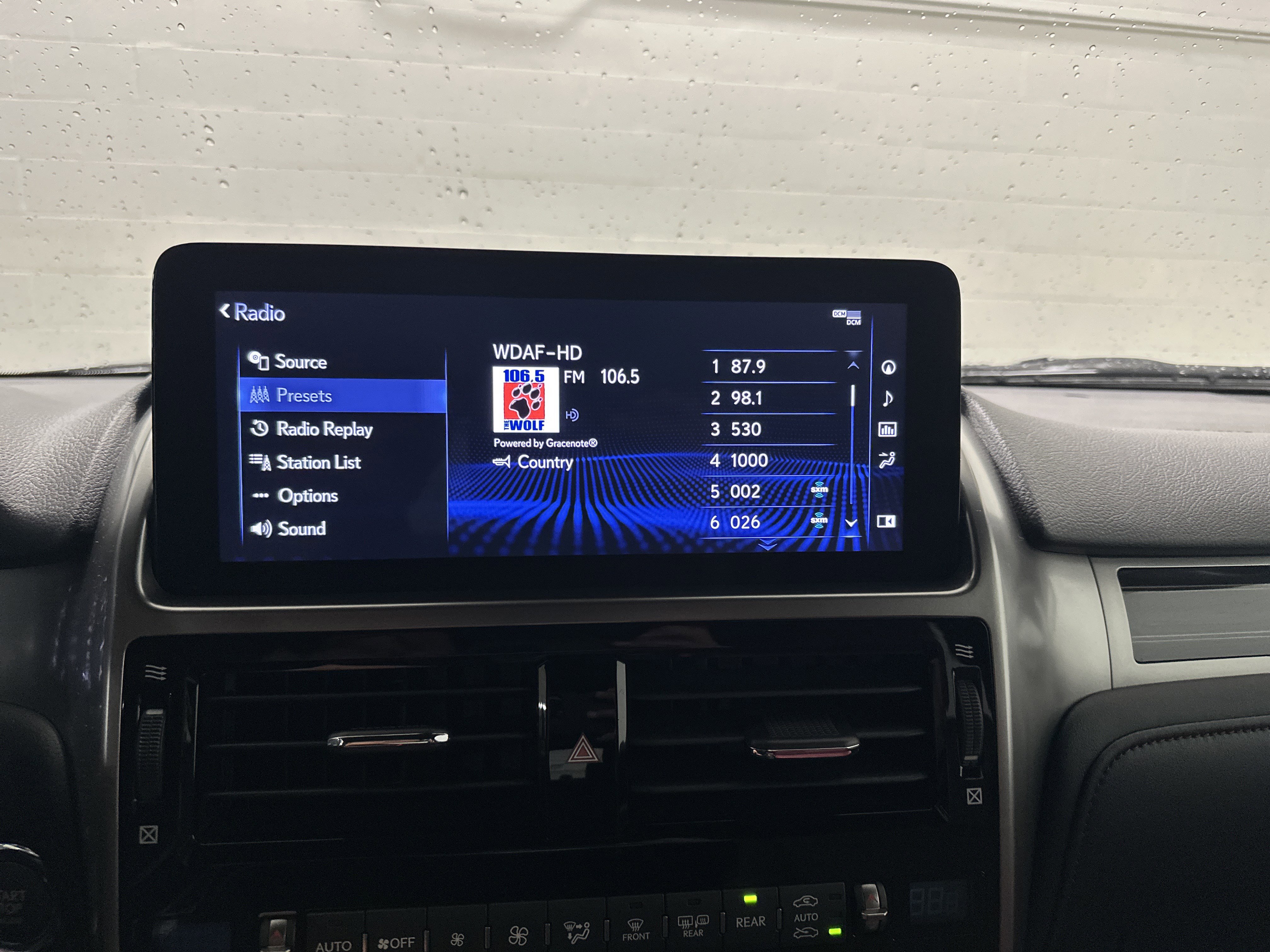 Certified 2022 Lexus GX 460 Luxury w/ Sport Design Package AWD/4WD image 23
