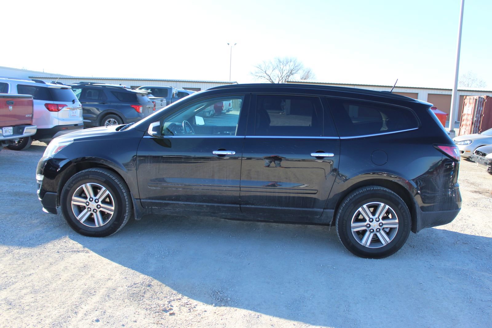 Used 2017 Chevrolet Traverse LT image 4