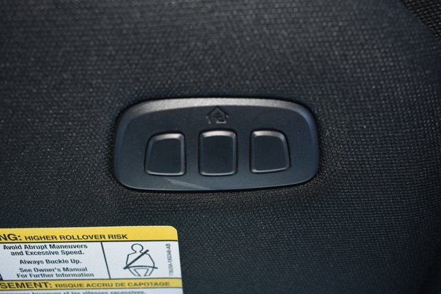 Used 2021 Ford F150 Lariat w/ Equipment Group 502A High image 42