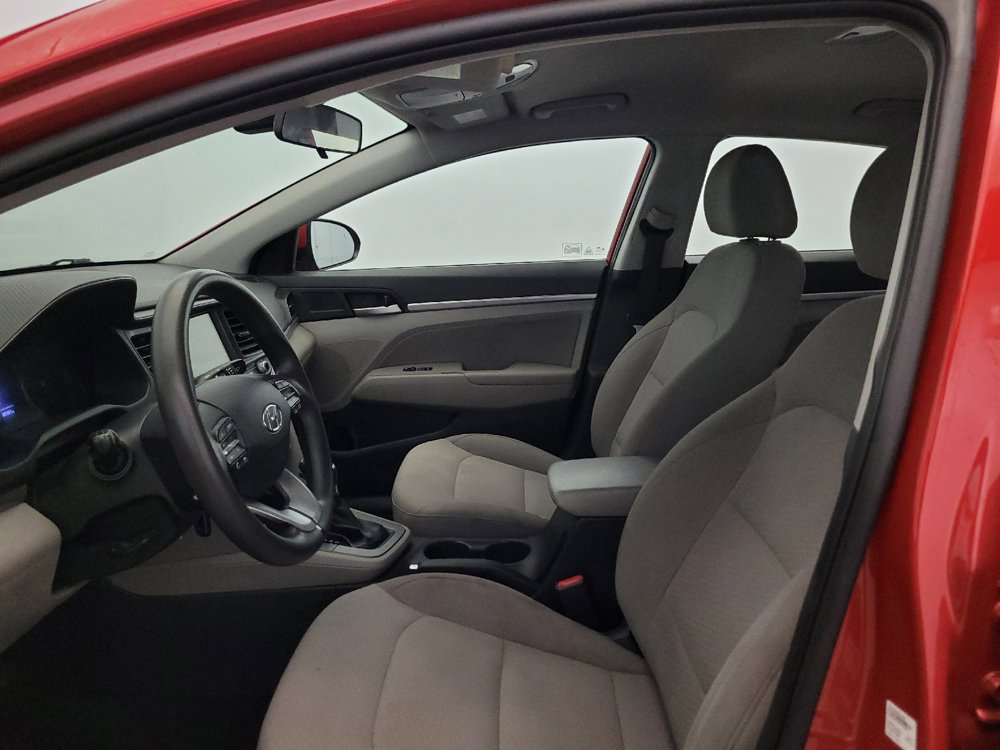 Used 2020 Hyundai Elantra SEL FWD image 17