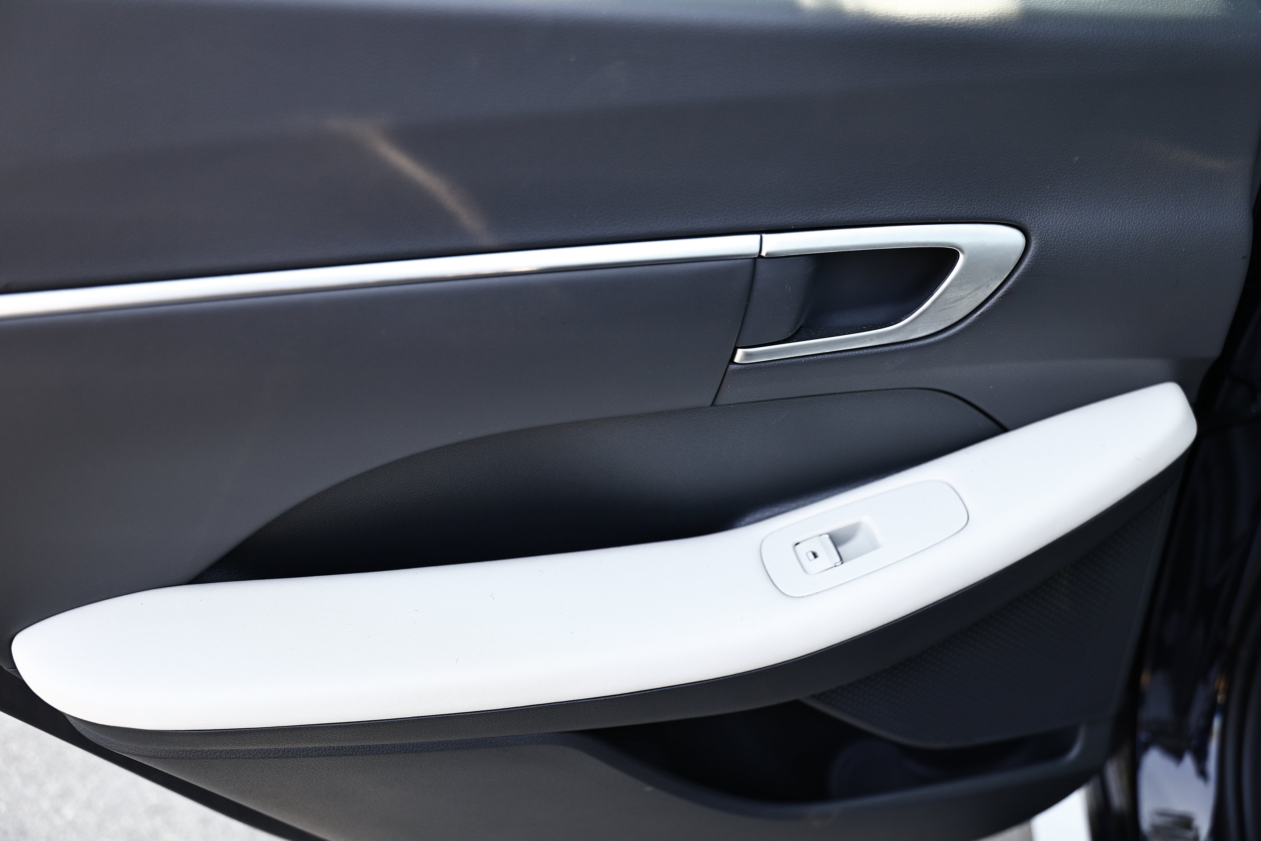 Certified 2025 Hyundai Sonata SEL FWD image 22