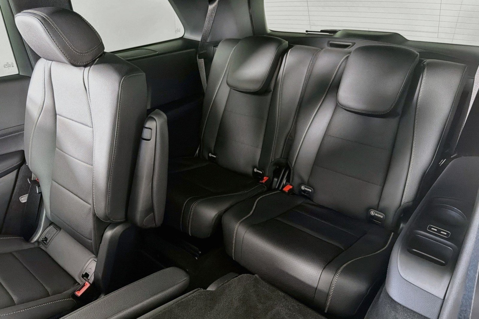 New 2027 Mercedes-Benz GLS 450 4MATIC image 8