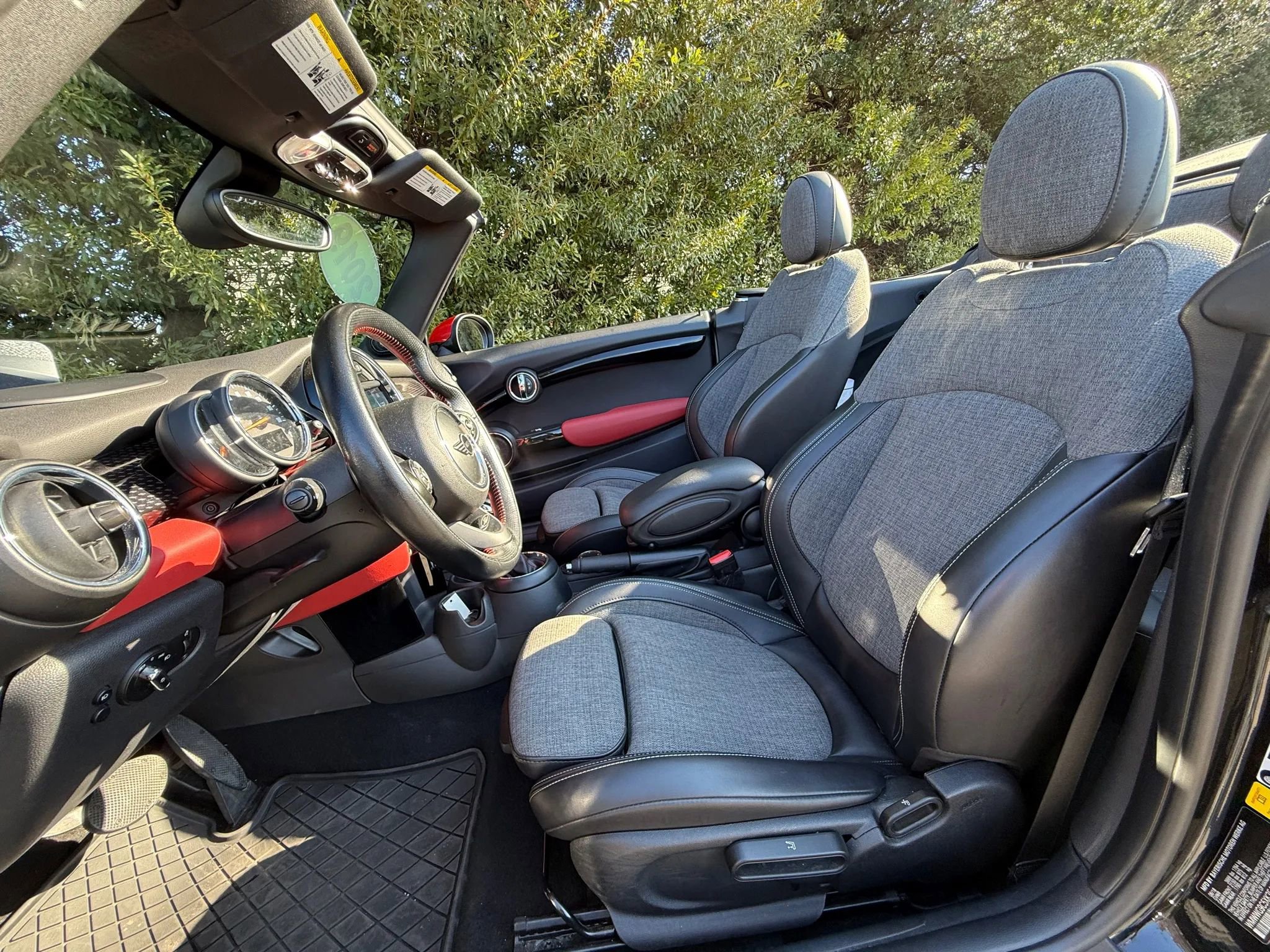 Used 2019 MINI Cooper S image 2