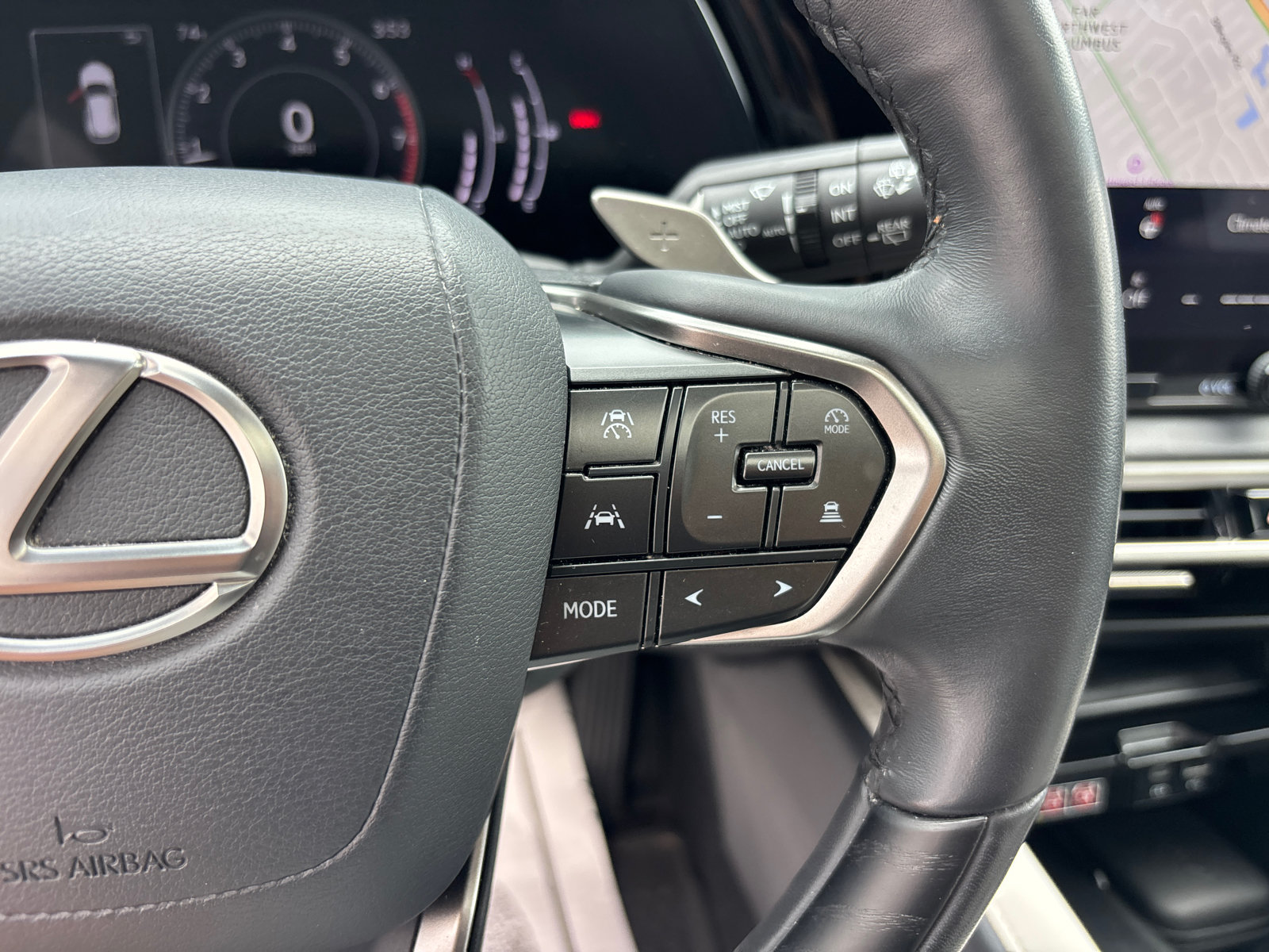 Used 2023 Lexus RX 350 Premium Plus w/ Accessory Package AWD/4WD image 17