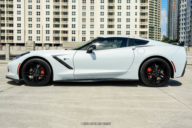 Used 2018 Chevrolet Corvette Stingray Coupe w/ 1LT RWD image 14