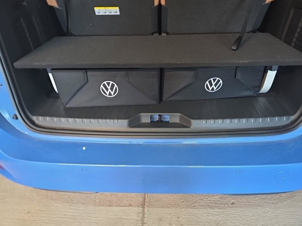 Used 2025 Volkswagen ID. Buzz Pro S Plus AWD/4WD image 14