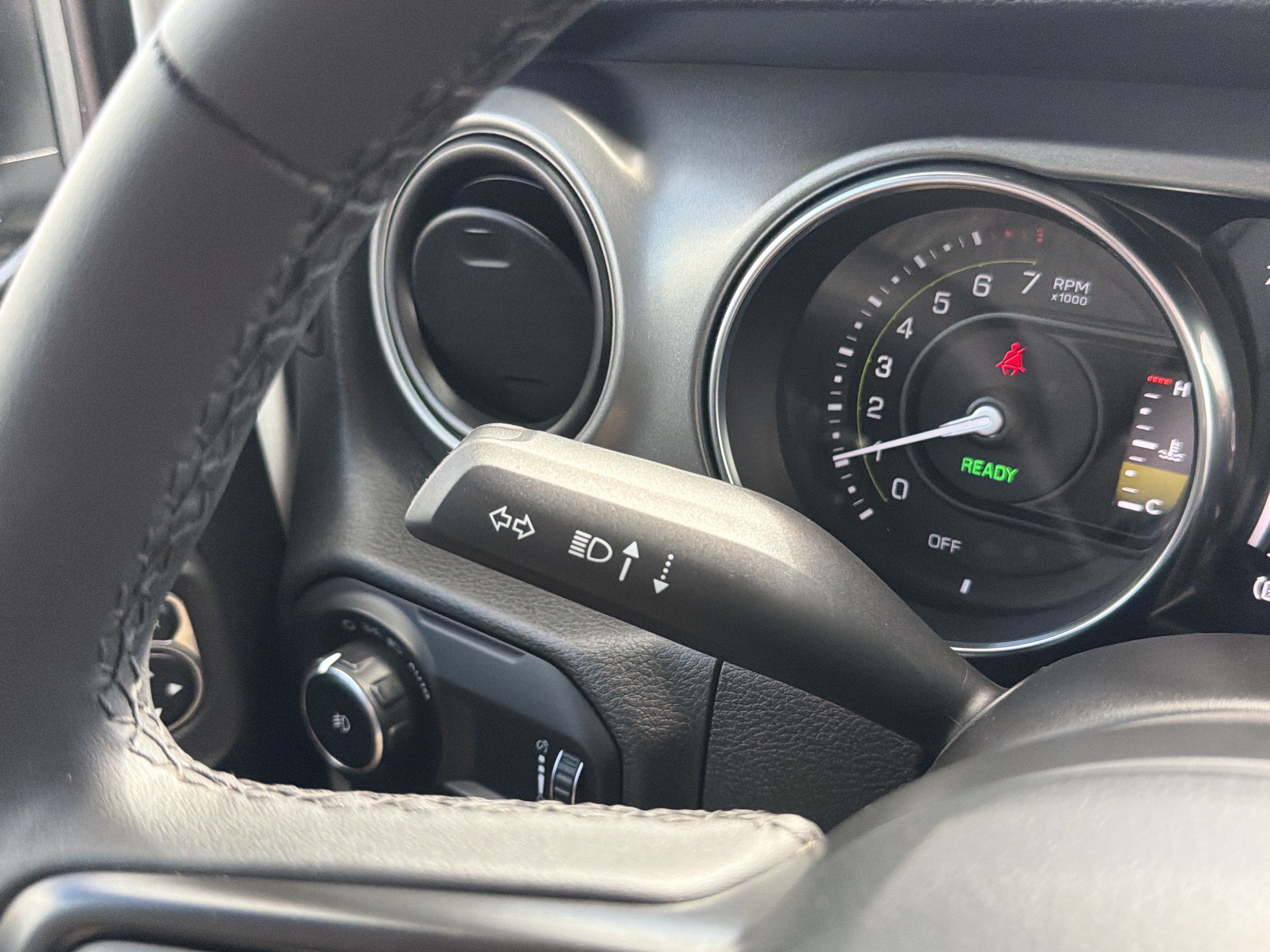 Used 2023 Jeep Wrangler Unlimited w/ Cold Weather Group AWD/4WD image 17