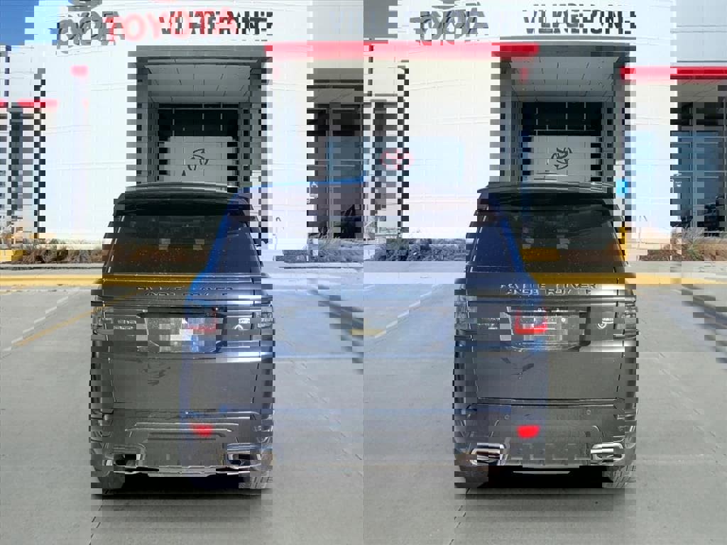 Used 2022 Land Rover Range Rover Sport HSE Silver Edition image 6