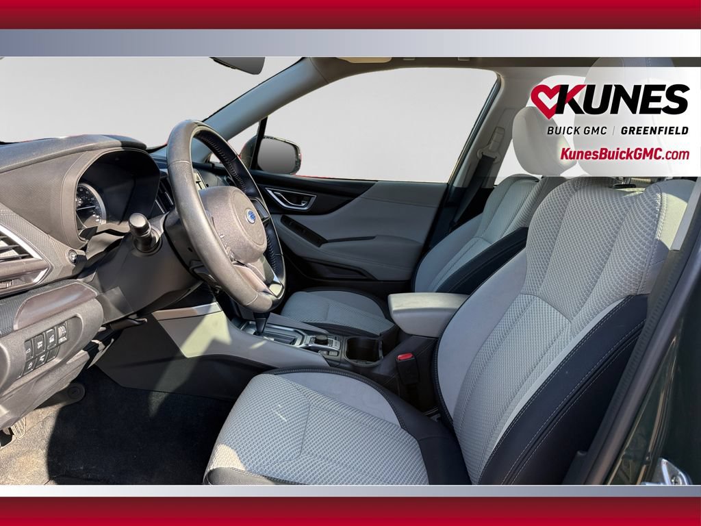 Used 2023 Subaru Forester Premium AWD/4WD image 22