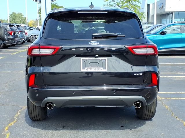 Used 2023 Ford Escape ST-Line w/ Tech Pack #1 AWD/4WD image 6