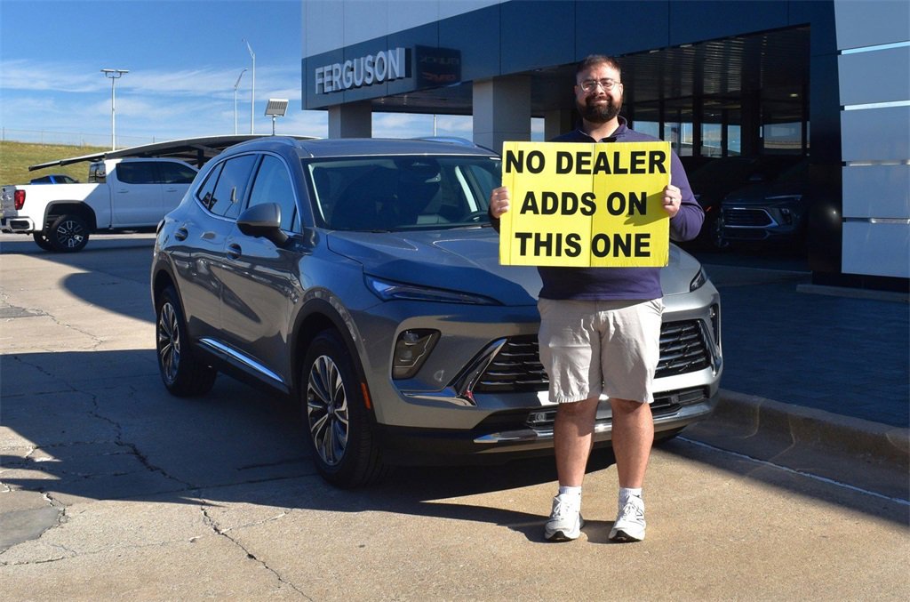 New 2025 Buick Envision Preferred image 1