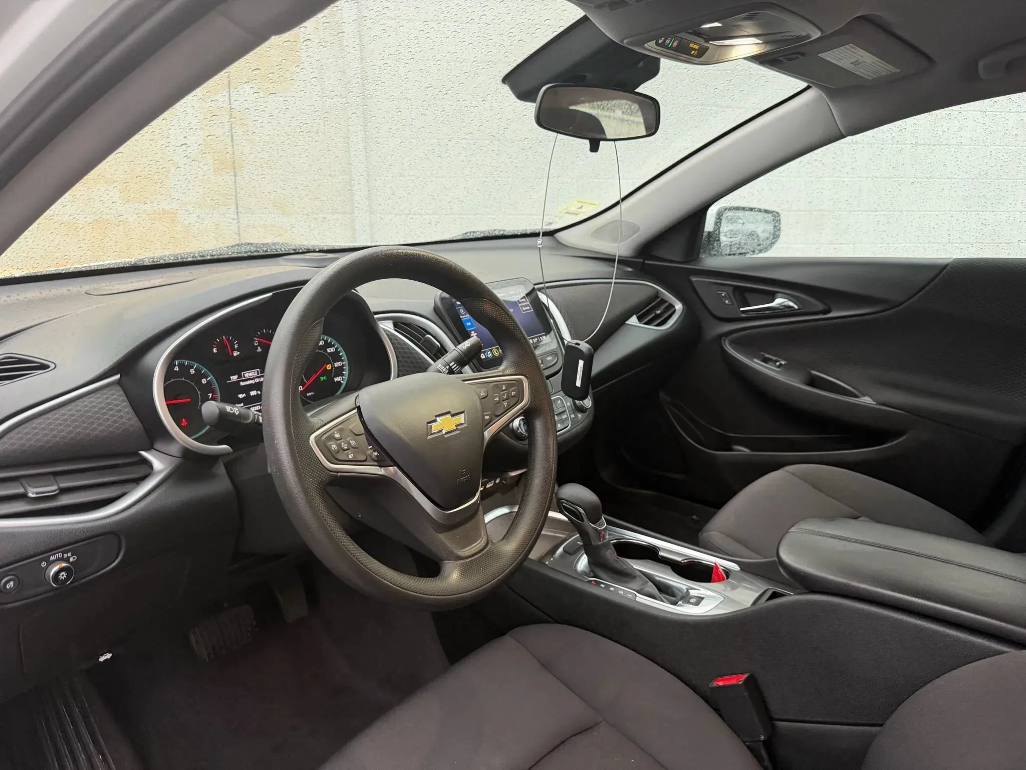 Used 2023 Chevrolet Malibu LT FWD image 10